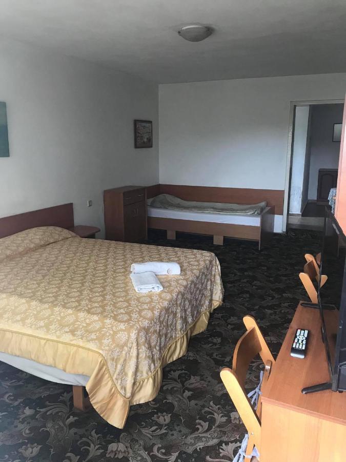 Guestrooms Ross Veliko Tărnovo Esterno foto