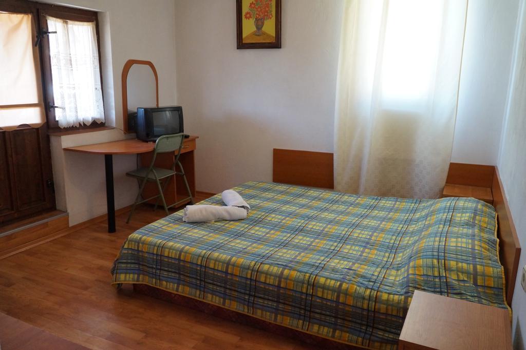 Guestrooms Ross Veliko Tărnovo Esterno foto